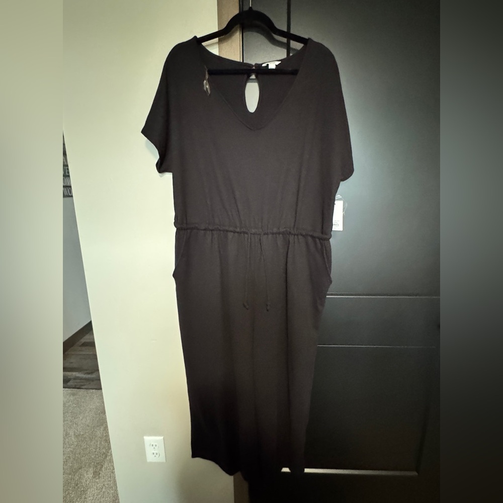 NWT, Sonoma brand knit jumpsuit, Black, size is XL.